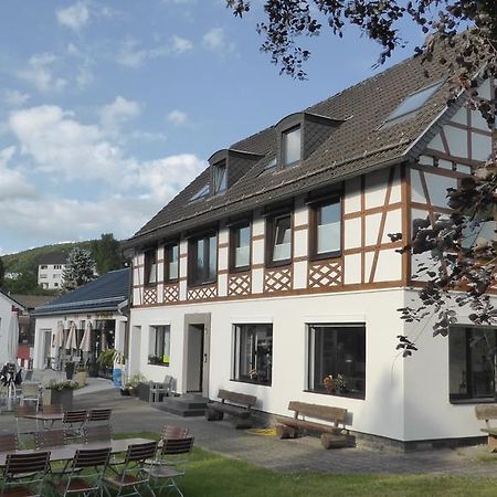 Pension Zur Schmiede Айнрур Экстерьер фото
